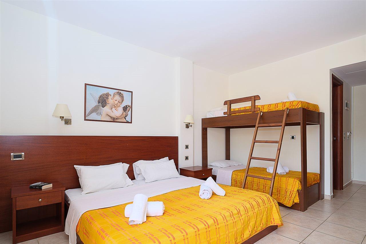 Calypso Hotel Матала Екстер'єр фото