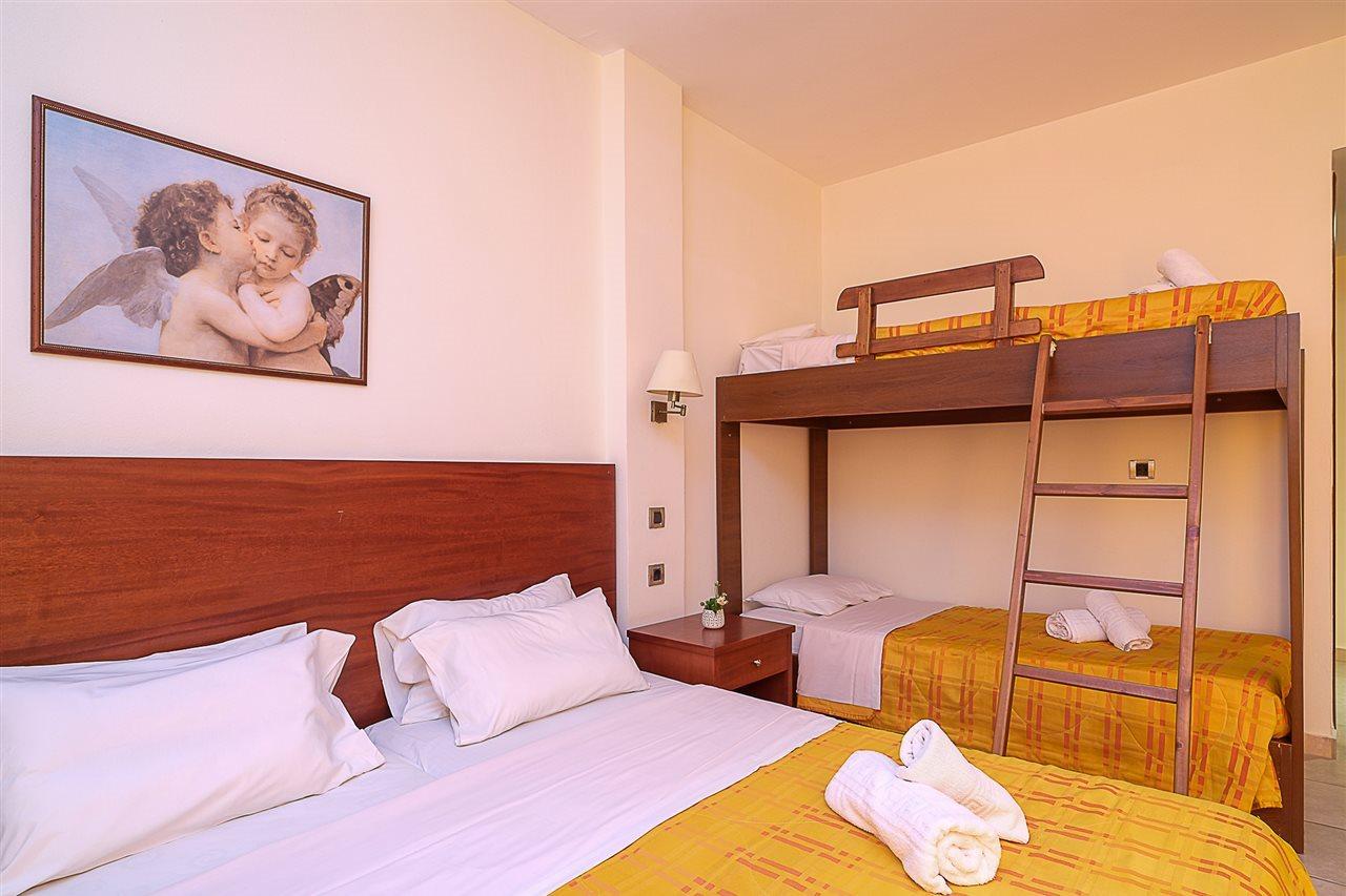 Calypso Hotel Матала Екстер'єр фото